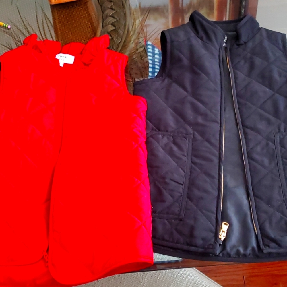 Red and Black girls lightweight waterproof vest size M